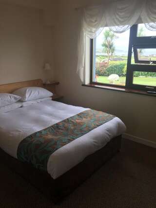 Отели типа «постель и завтрак» Beach View Bed & Breakfast Allihies Двухместный номер с 1 кроватью с видом на море-5